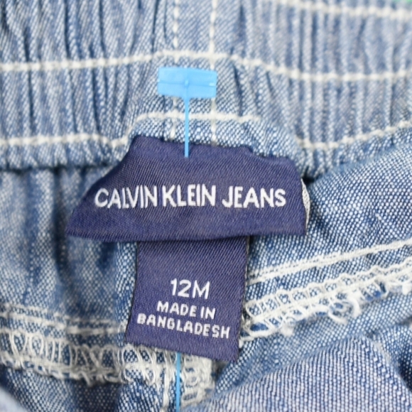 Calvin Klein Jeans Boy's Jean Shorts (12M) - Picture 4 of 4